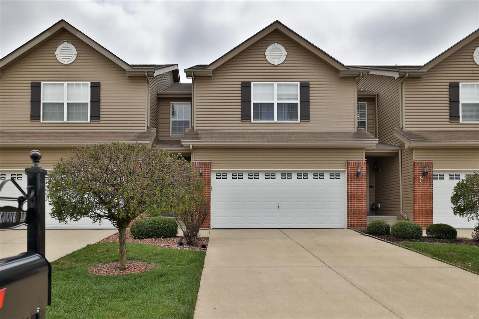 815 Foxgrove Drive Property Photo