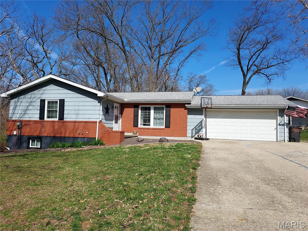 7 Spring Hill Drive Property Photo 1