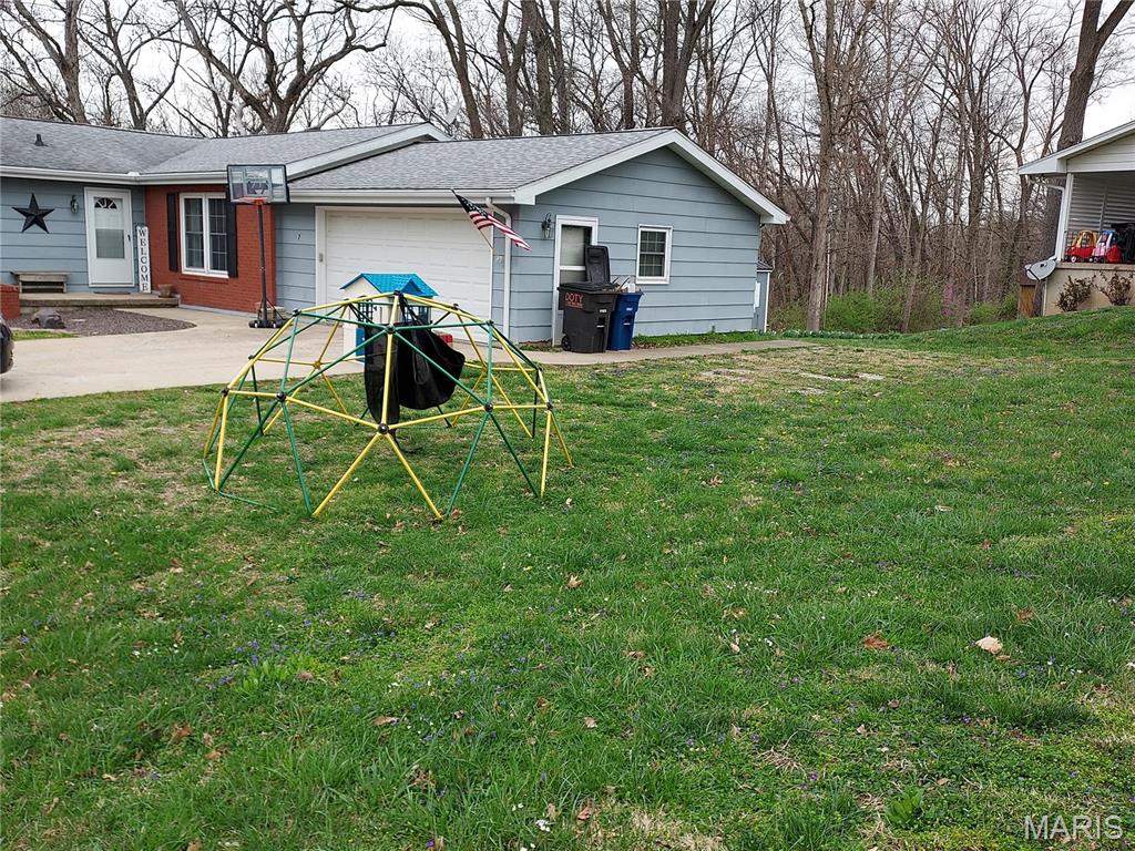 7 Spring Hill Drive Property Photo 4