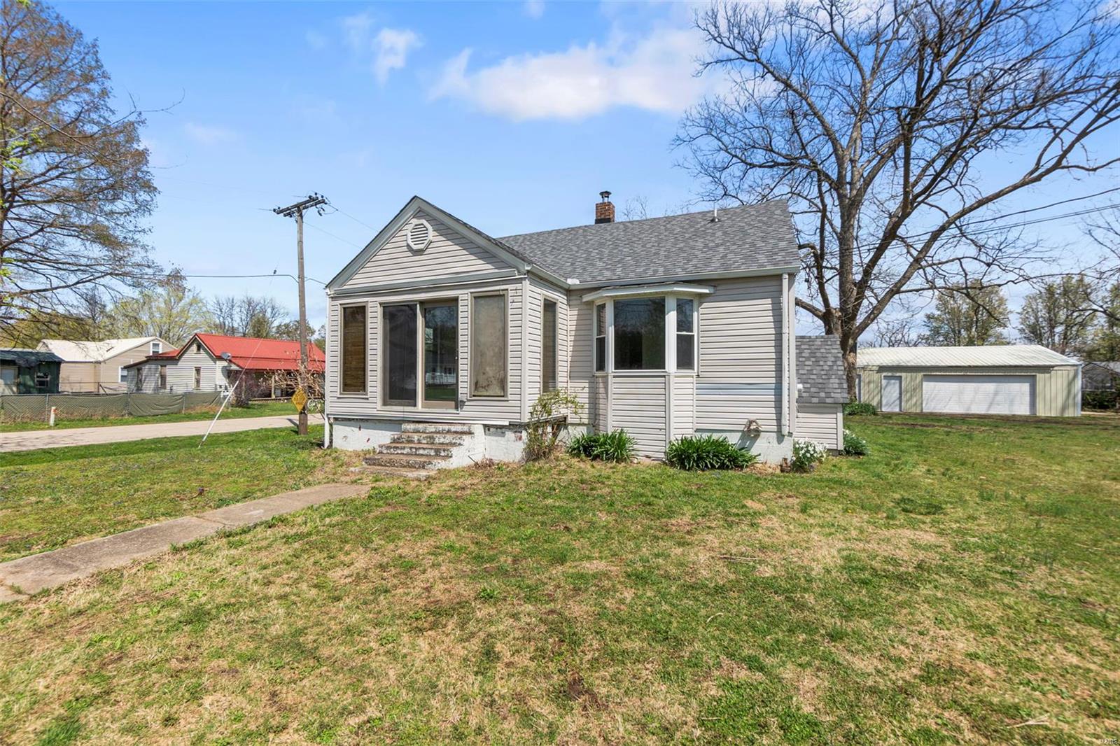 325 W Mckinley Street Property Photo