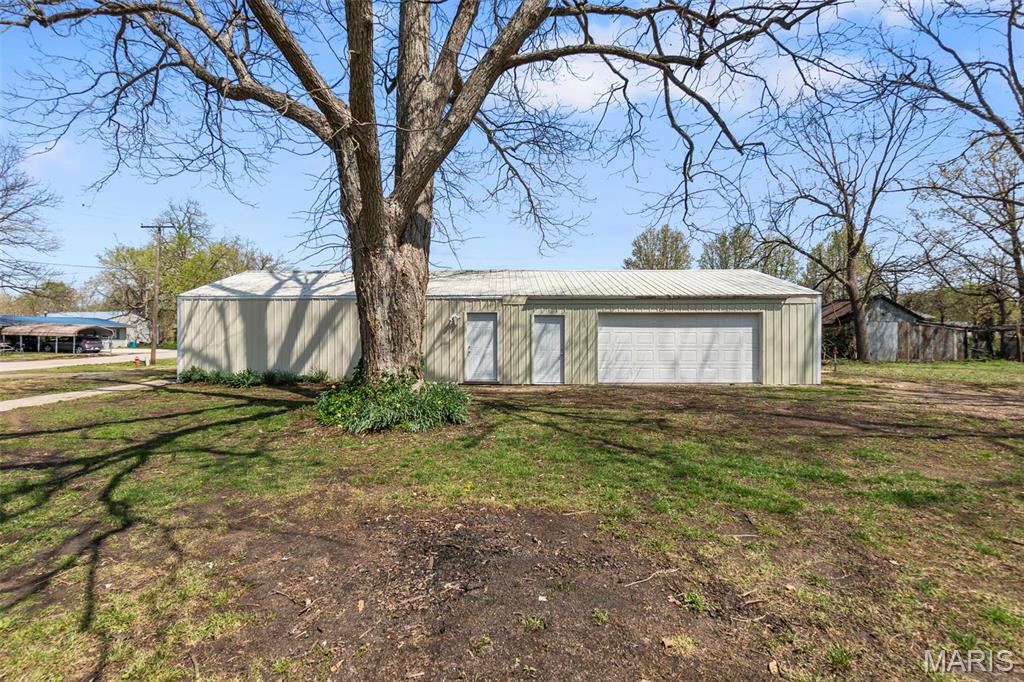 325 W Mckinley Street Property Photo 7