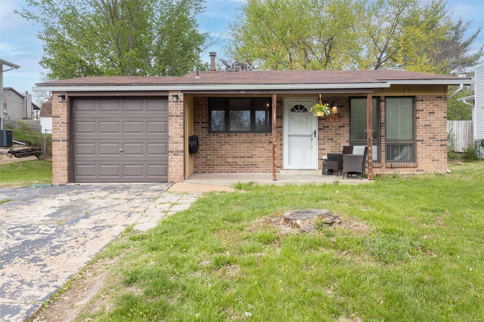 1767 Fairfax Drive Property Photo