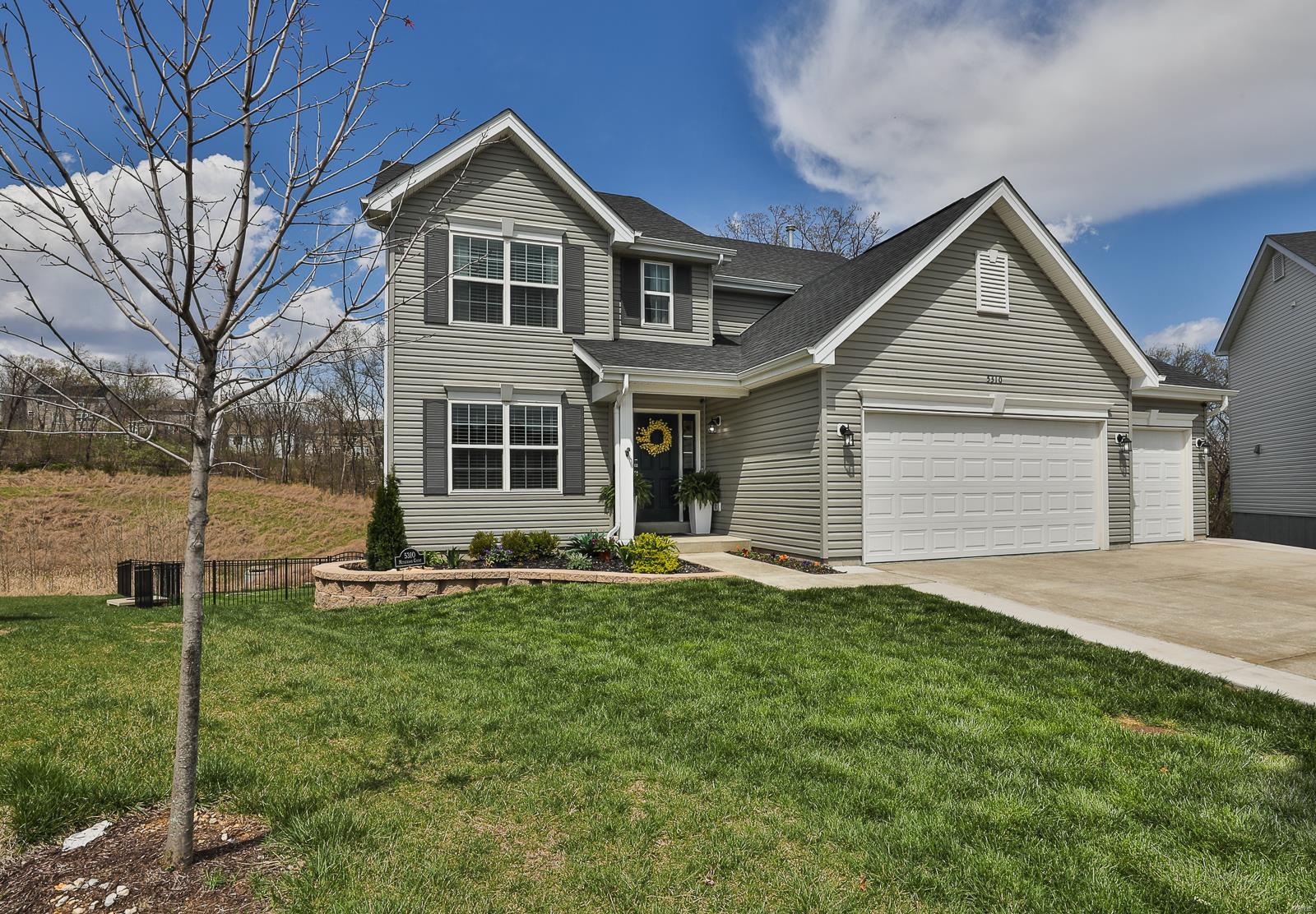 5310 Mitschang Court Property Photo 2