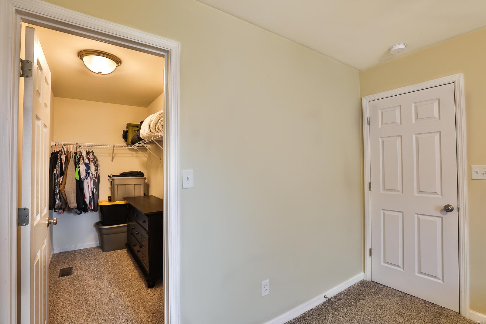 5310 Mitschang Court Property Photo 28