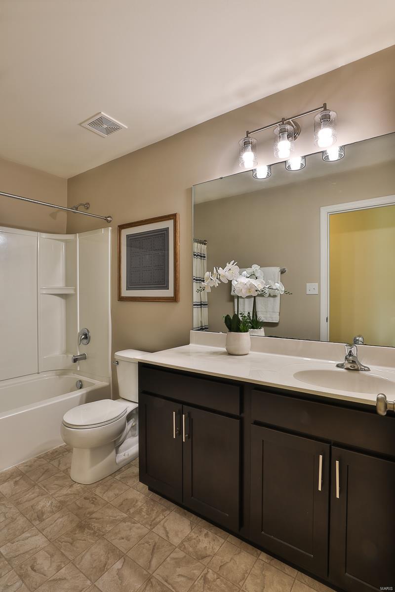 5310 Mitschang Court Property Photo 31
