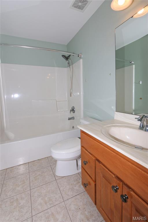 221 Stoneledge Court Property Photo 21