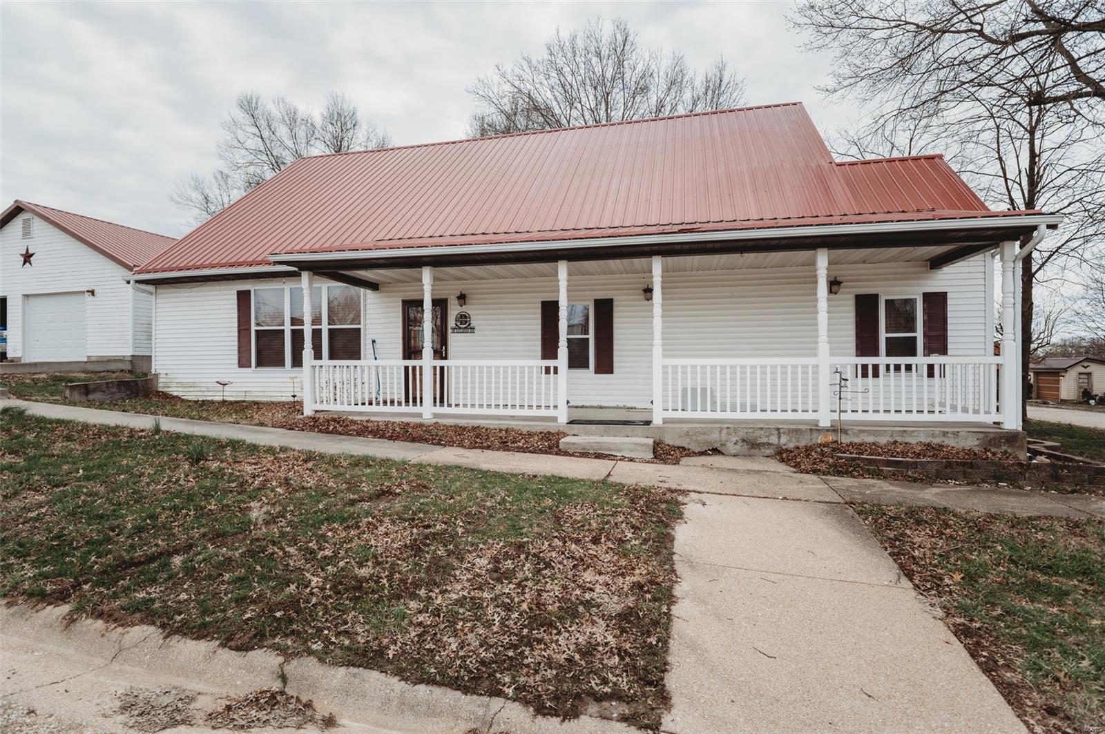 109 Railroad Avenue Property Photo