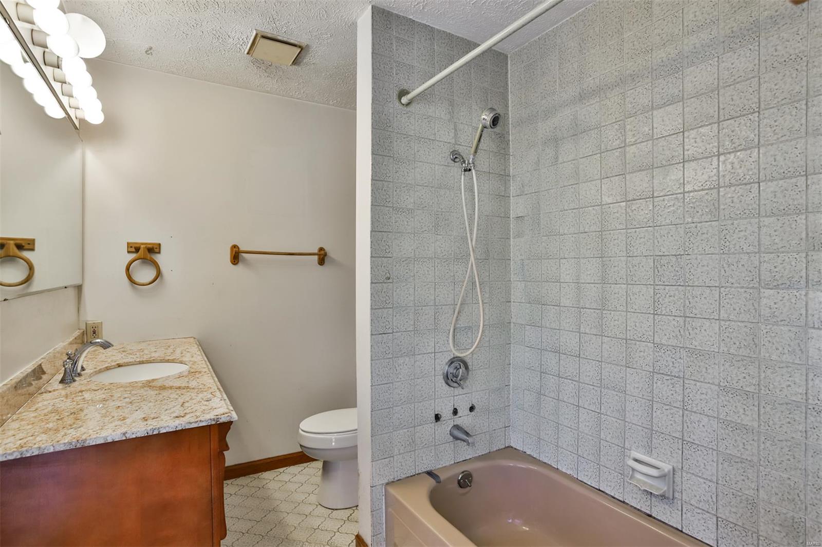 31 Juniper Terr Property Photo 24
