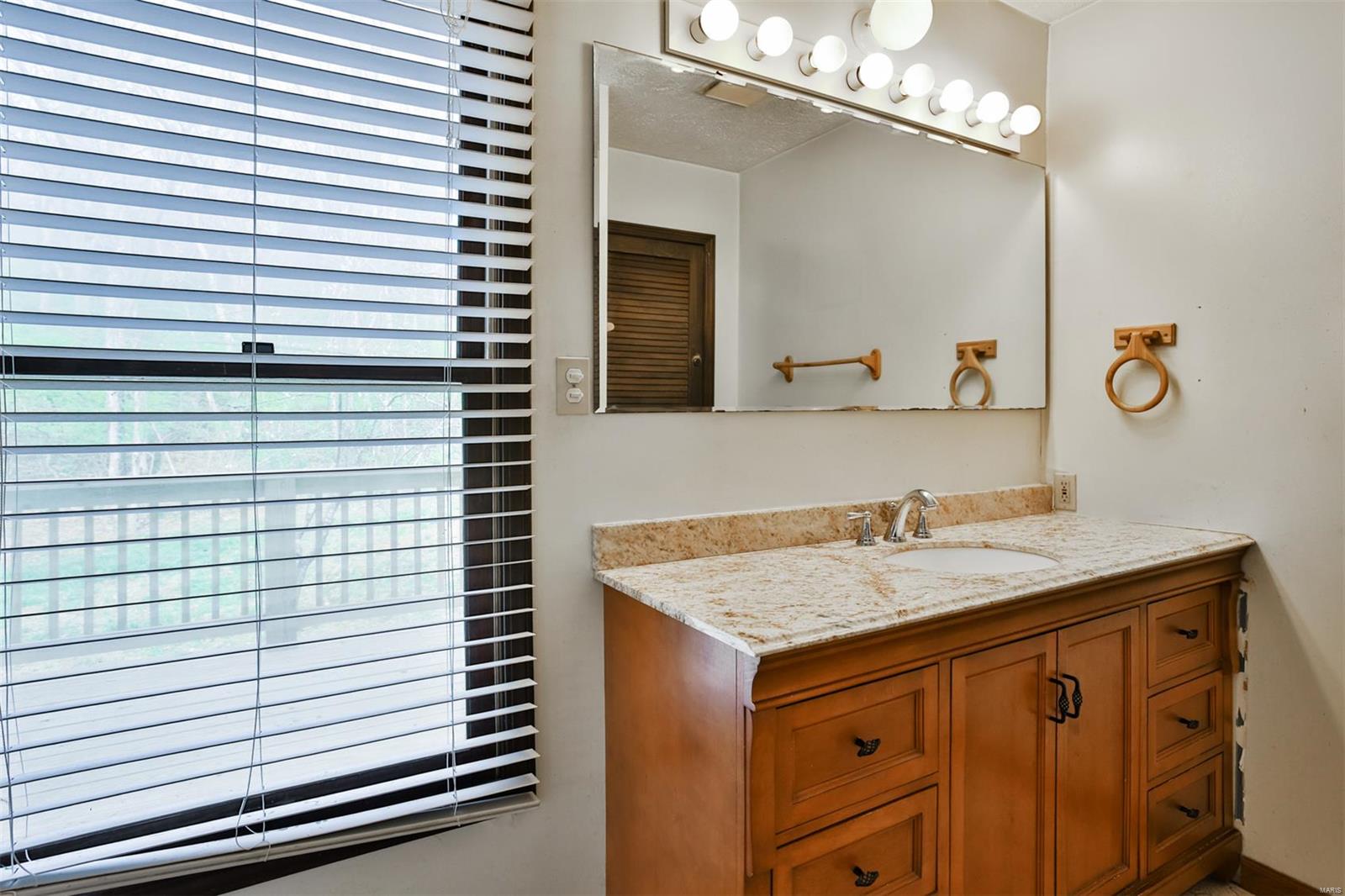 31 Juniper Terr Property Photo 25