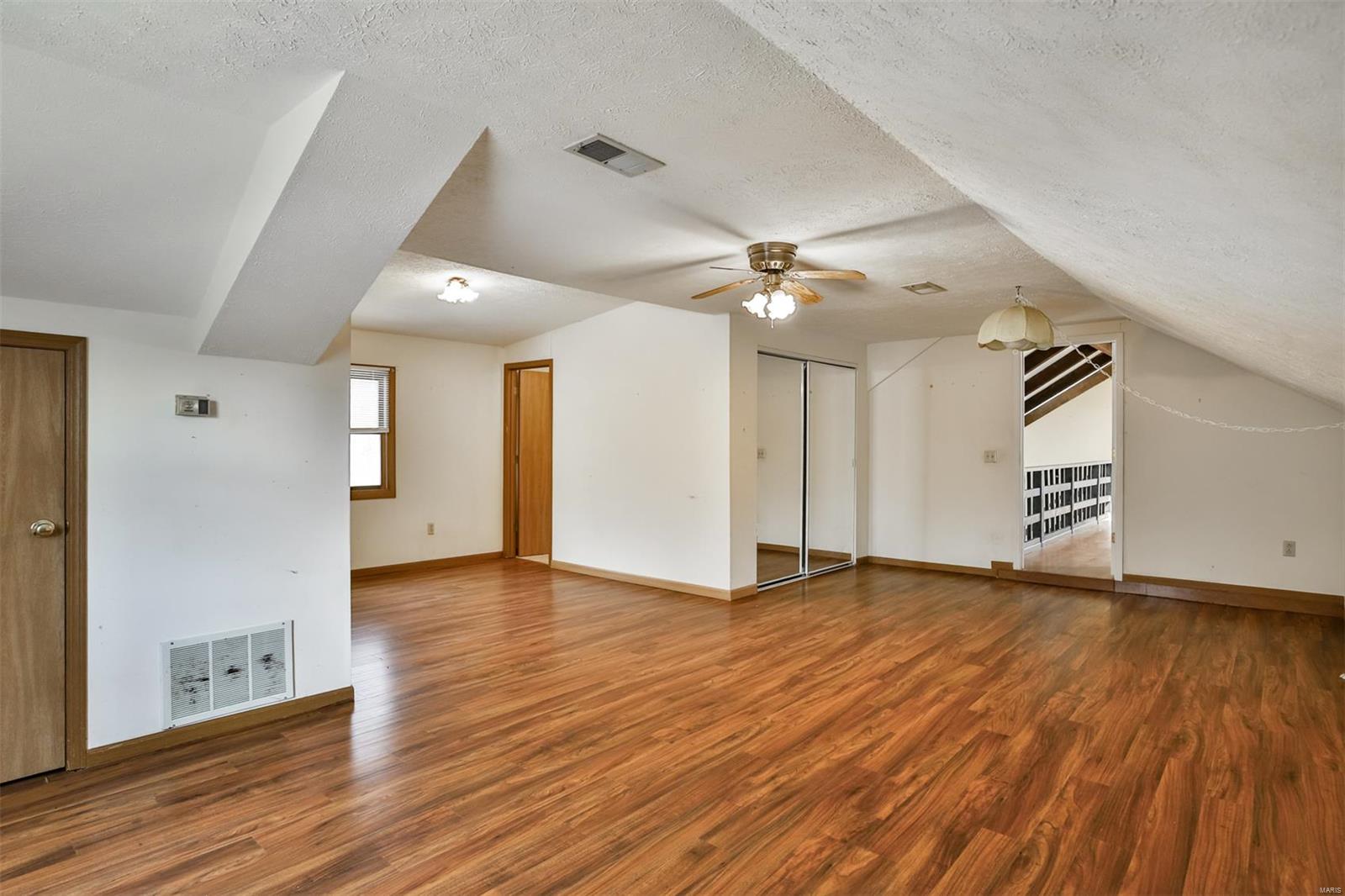 31 Juniper Terr Property Photo 37