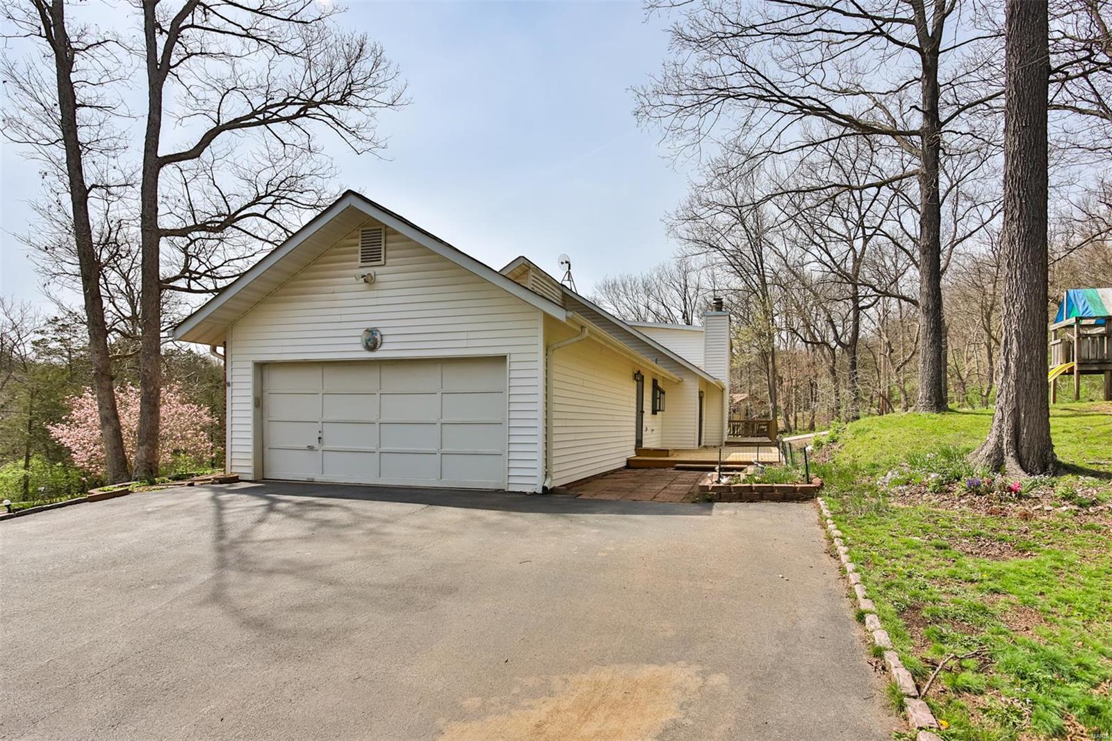 31 Juniper Terr Property Photo 53