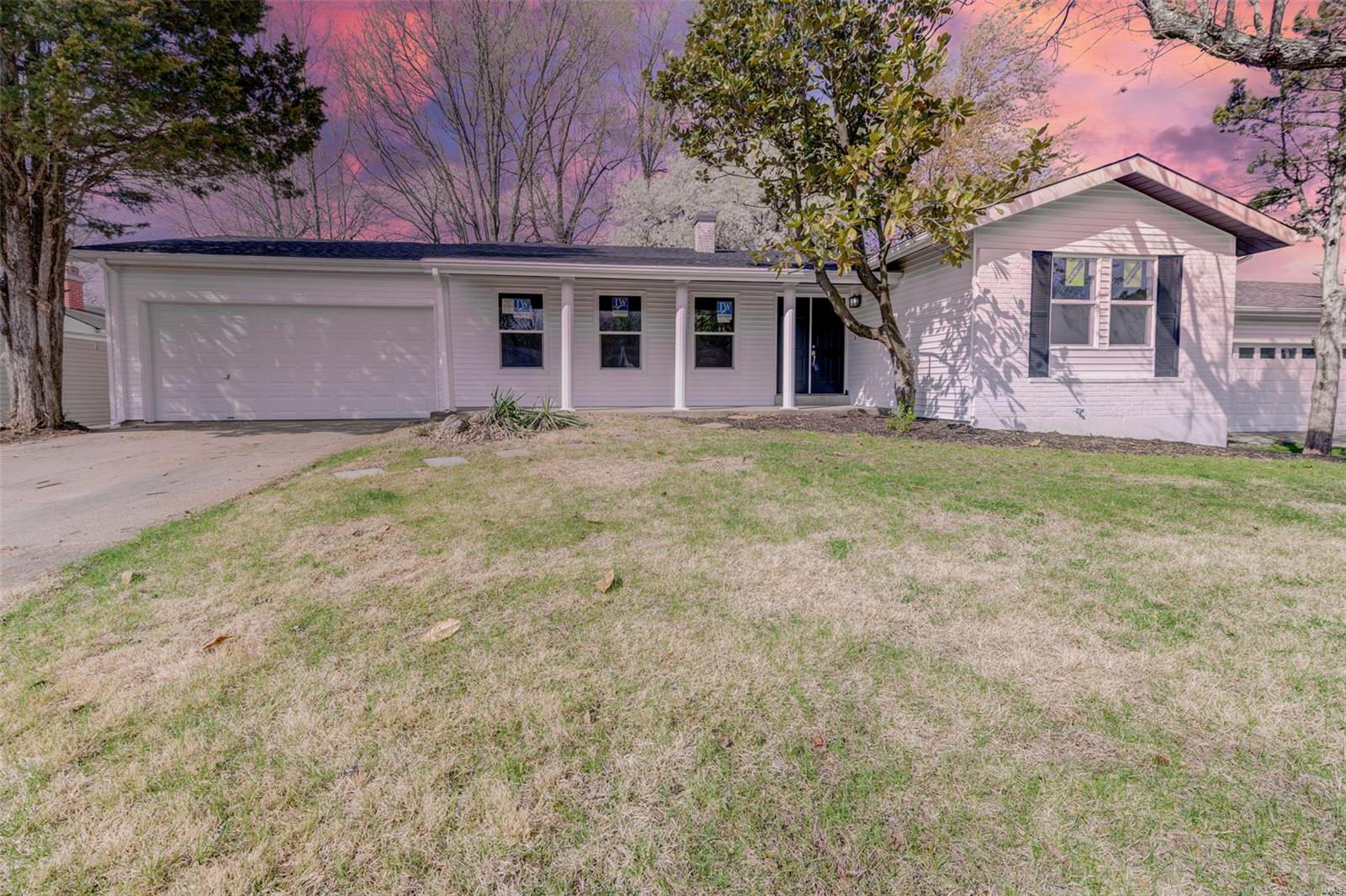 11667 Esperanza Drive Property Photo