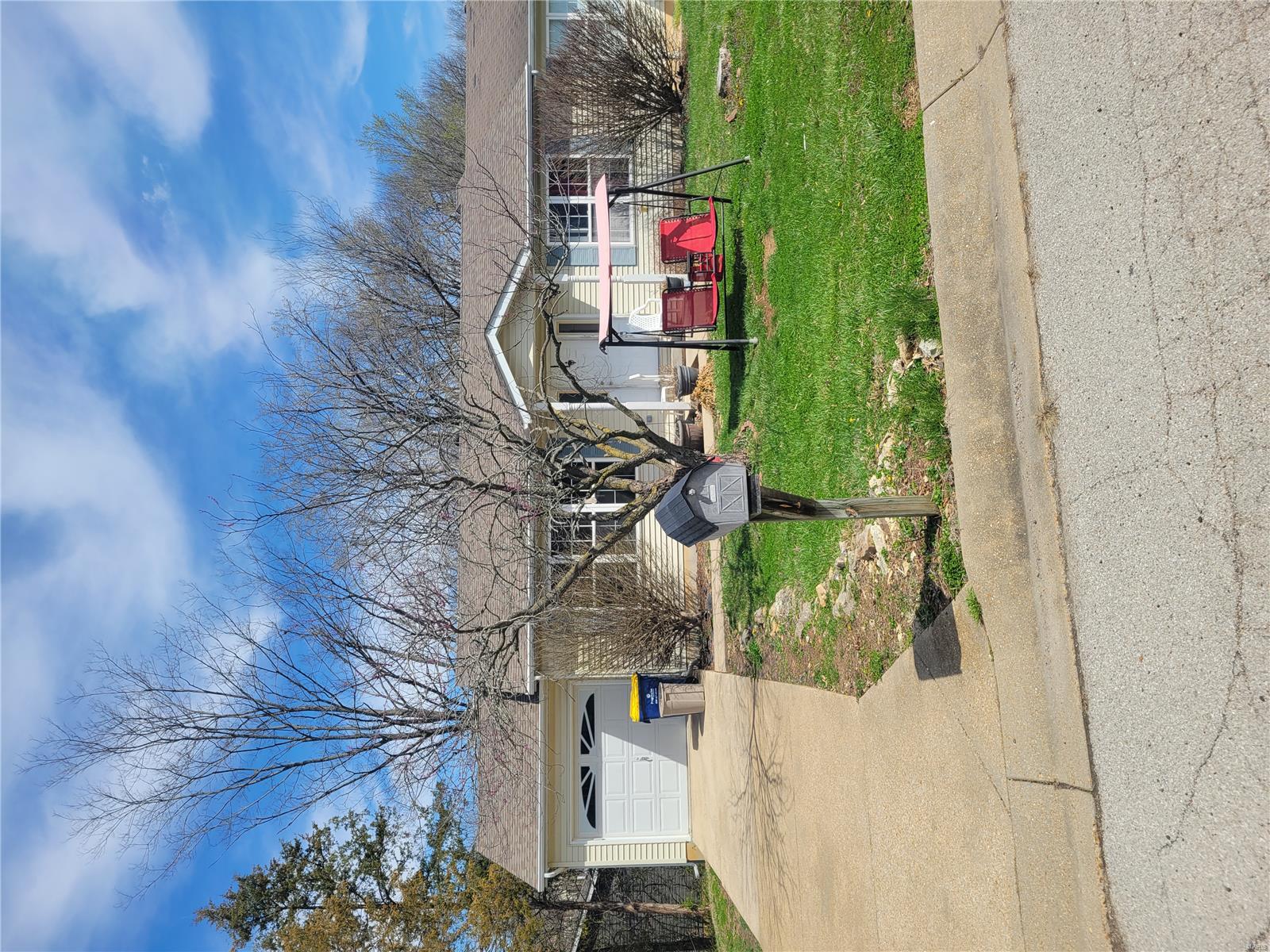 100 Grand Central Drive Property Photo
