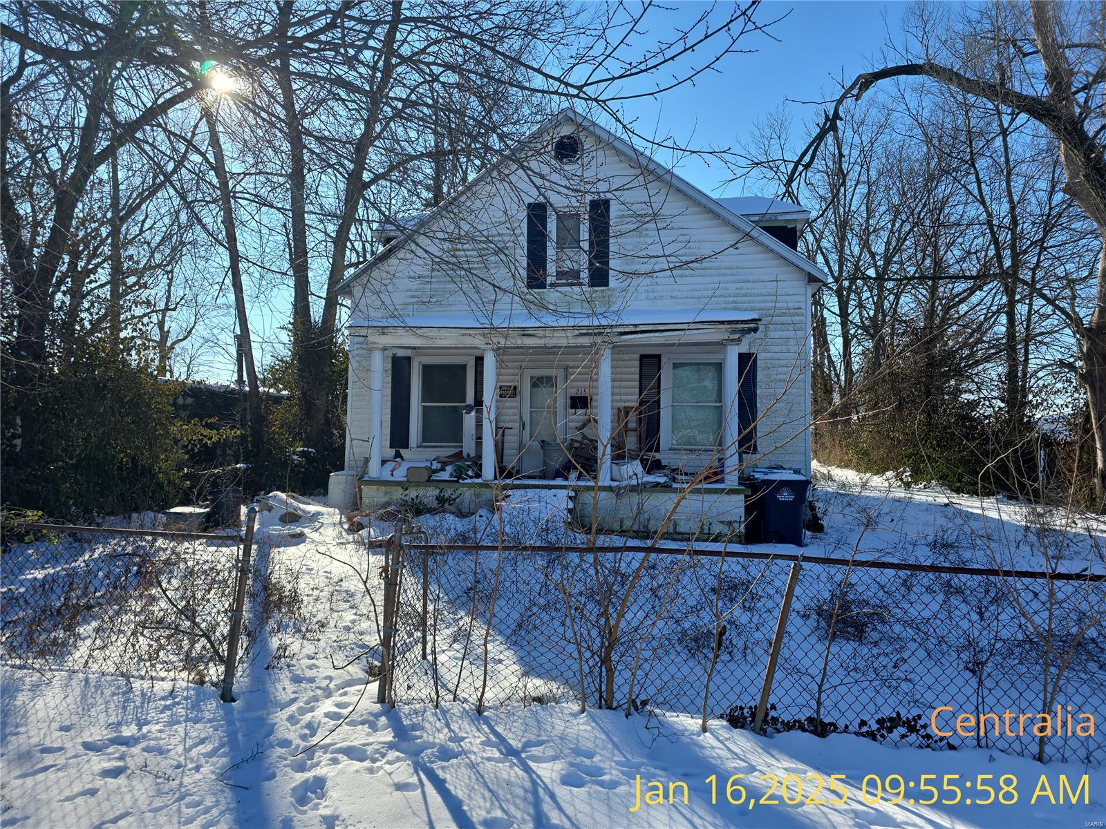215 W 17th Street Property Photo