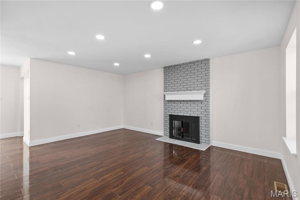 102 Lamplighter Way Property Photo 7