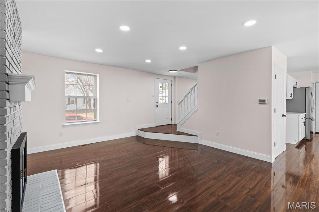 102 Lamplighter Way Property Photo 8
