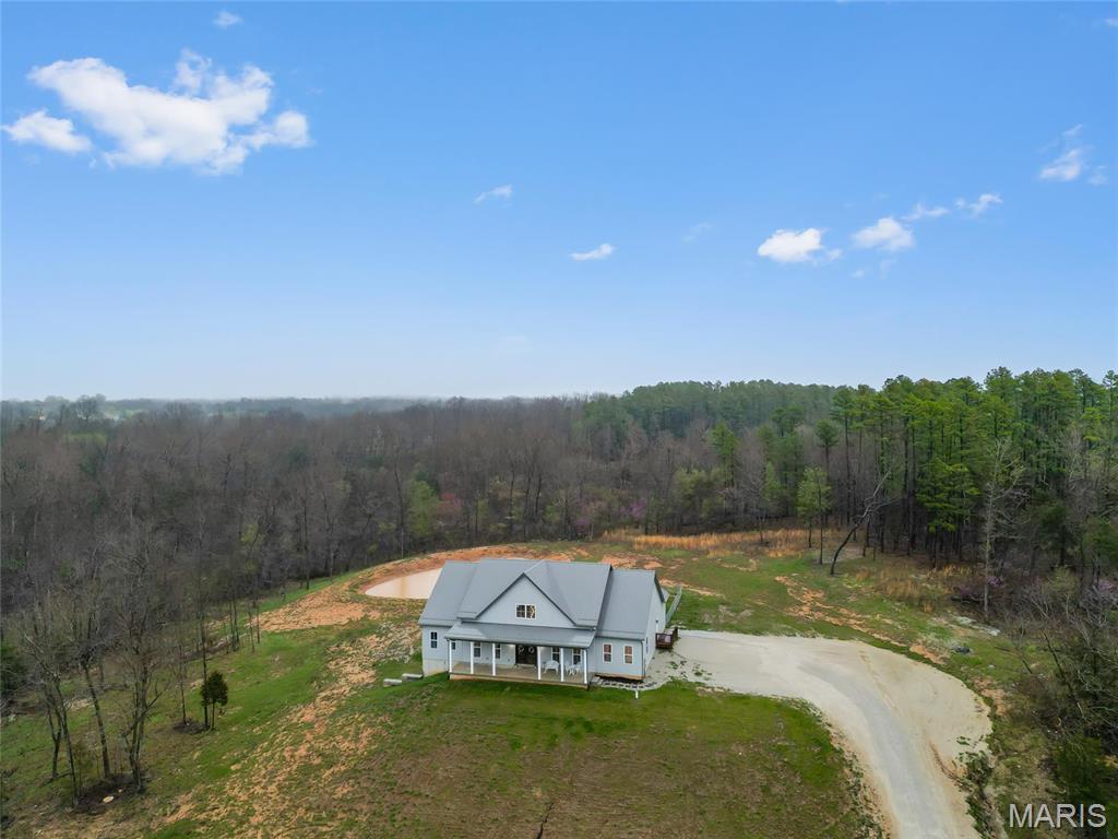 13160 Mammoth Rd Property Photo 1
