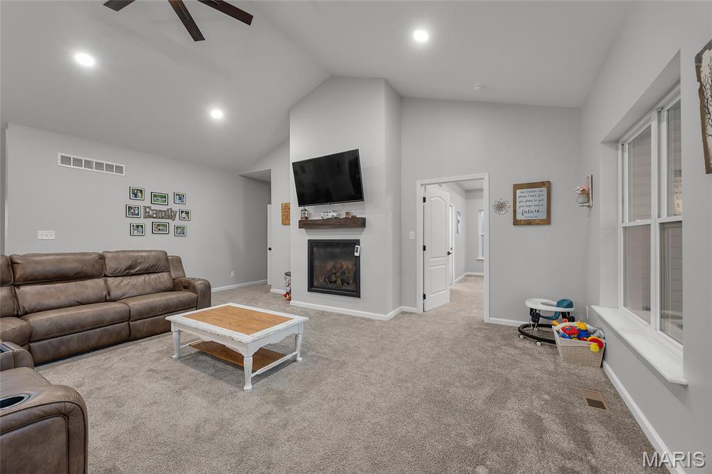 13160 Mammoth Rd Property Photo 17