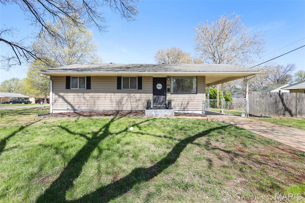 35 Florissant Park Drive Property Photo 1