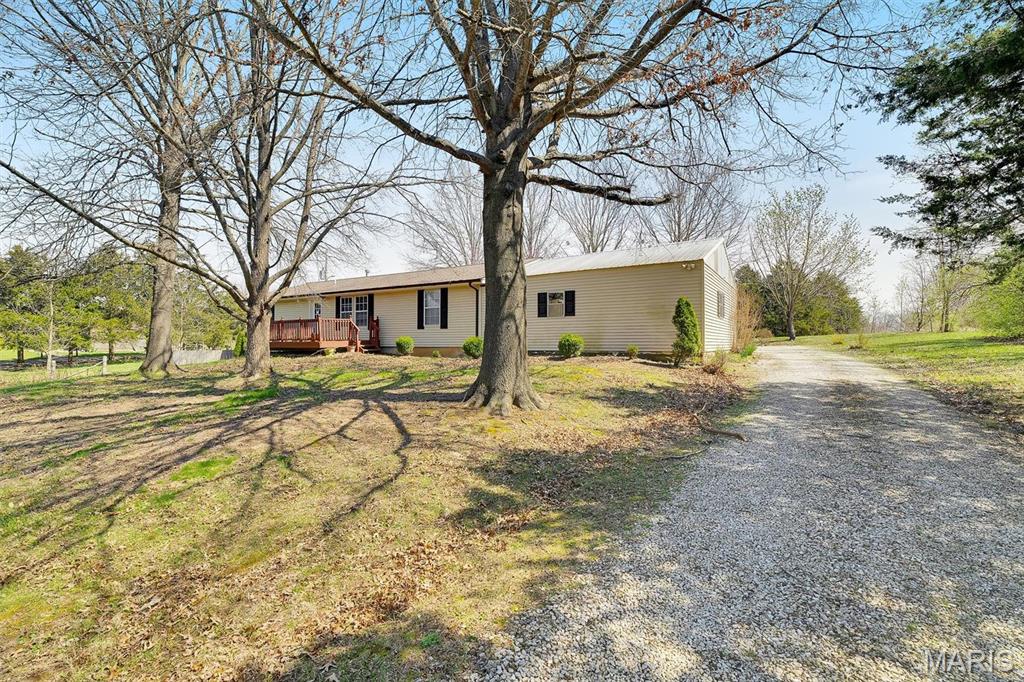 674 Mennemeyer Road Property Photo 1
