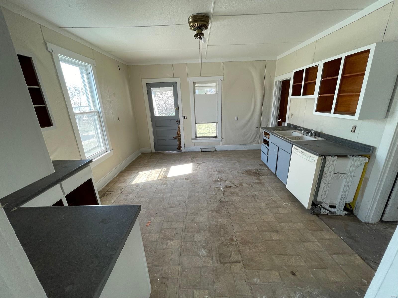 208 Goulding Street Property Photo 4