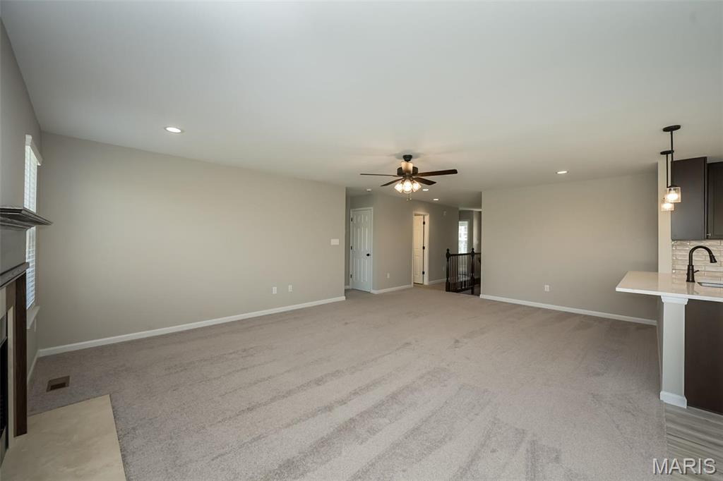 929 Little Fieldstone Court Property Photo 7