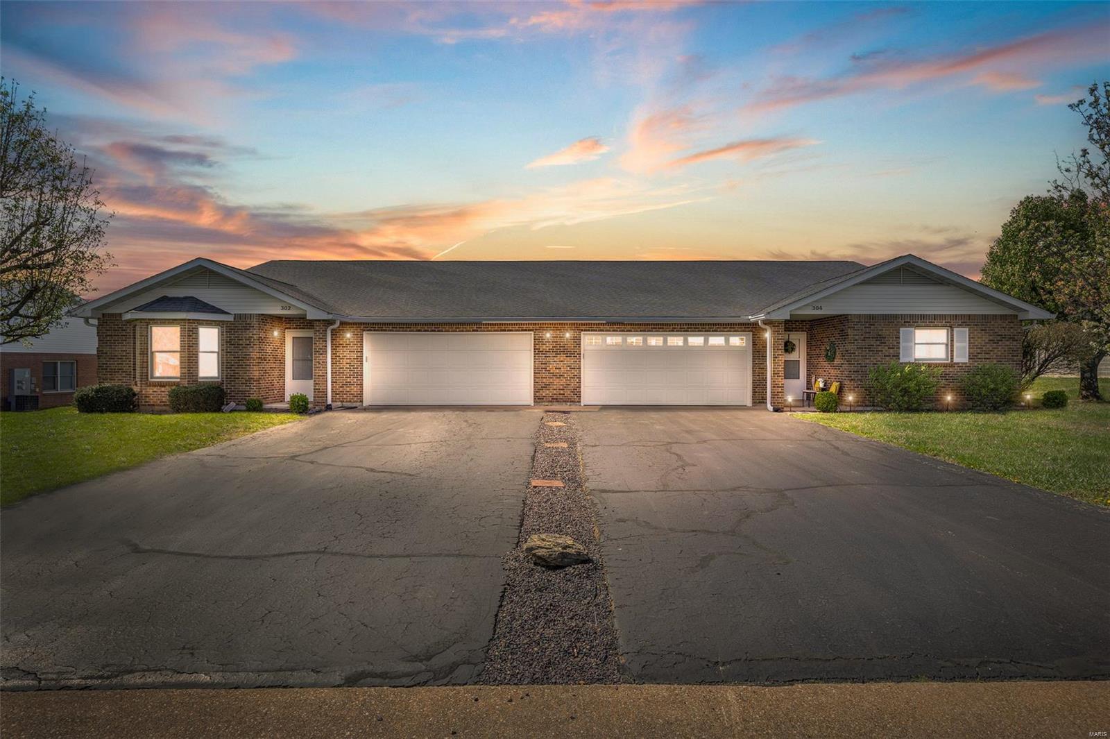 302 Bayberry Lane Property Photo