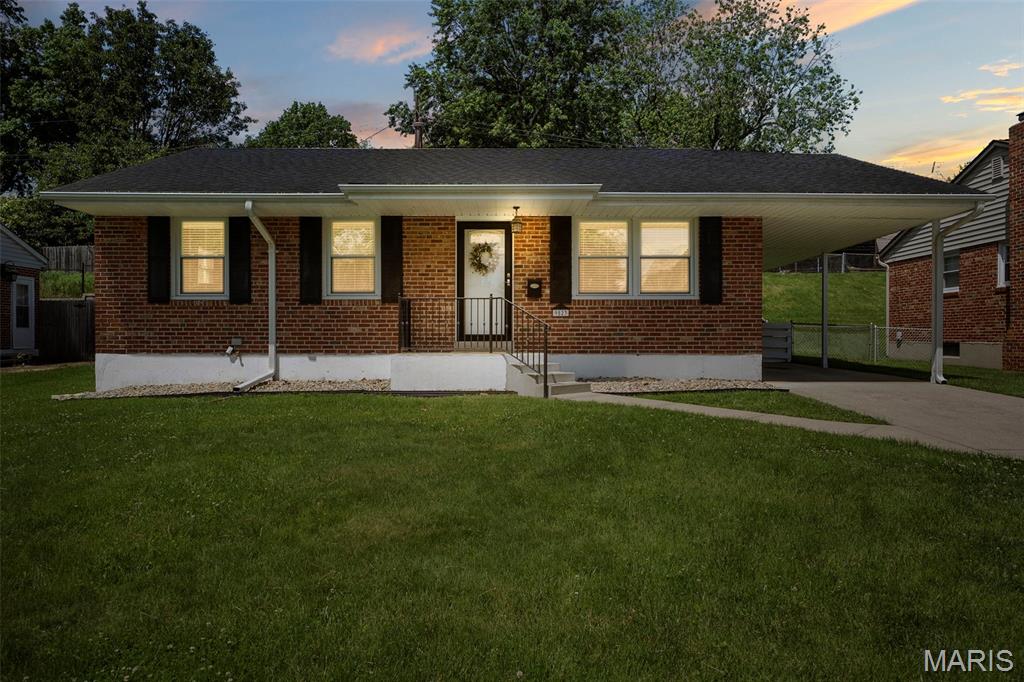 9523 Hale Drive Property Photo 1