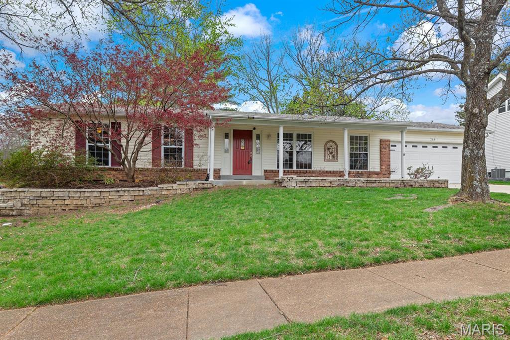 269 Braeshire Drive Property Photo 1