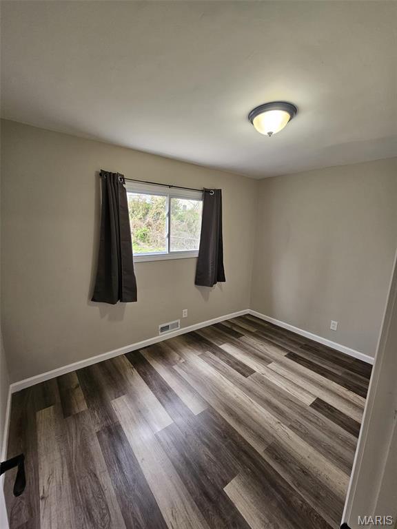 9827 Winkler Drive Property Photo 8