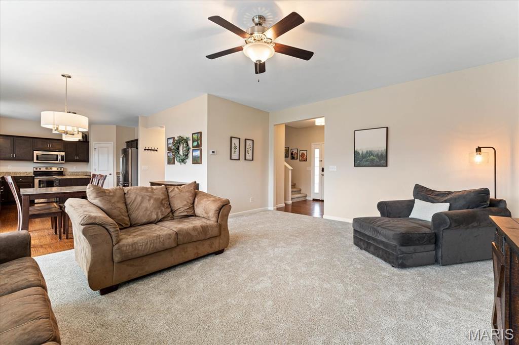 1024 Grassland Court Property Photo 3