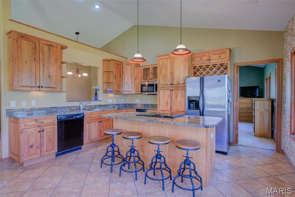 208 Augusta Village Place Property Photo 9