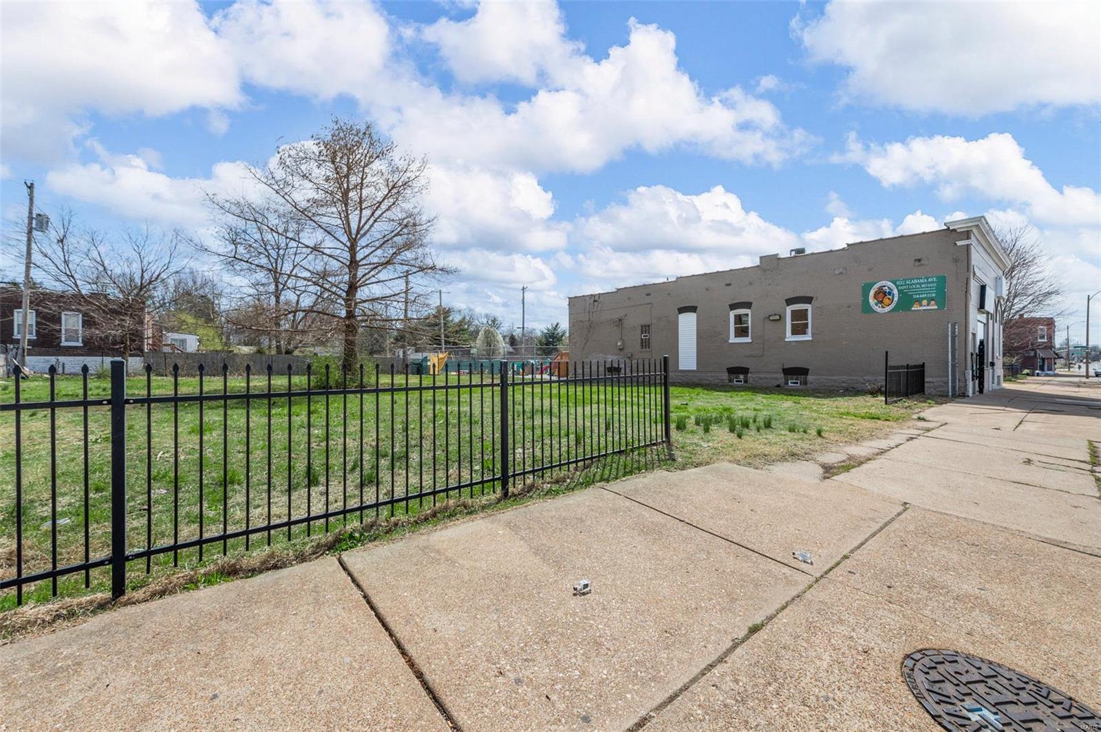 8212 Alabama Avenue Property Photo 3