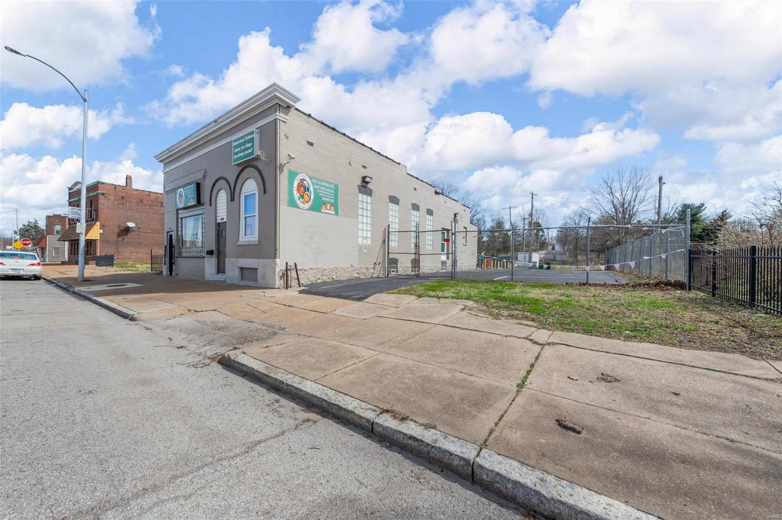 8212 Alabama Avenue Property Photo 7