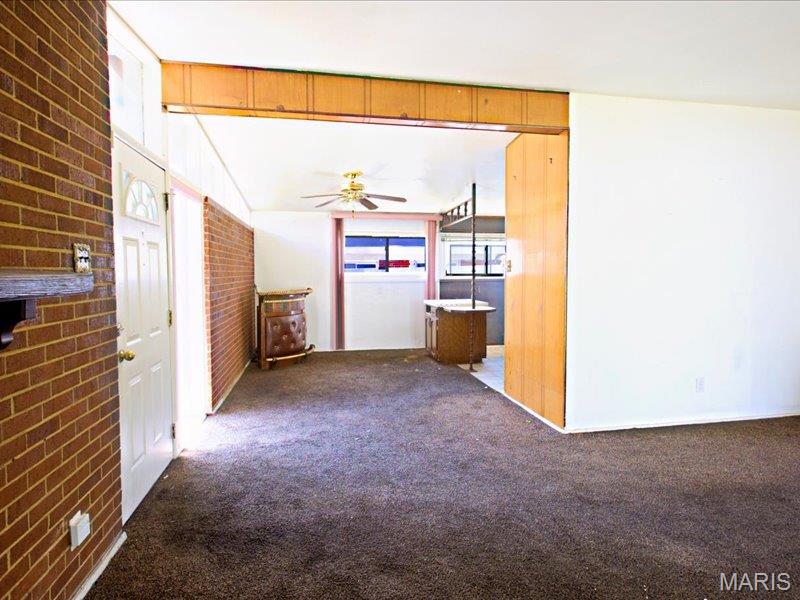 8445 Bayberry Drive Property Photo 6