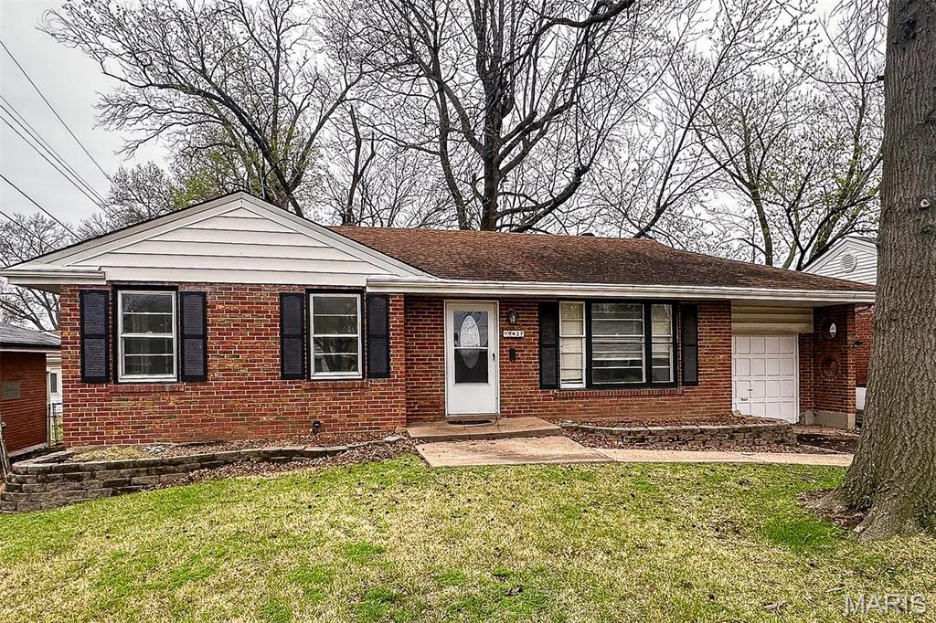 9427 Yorktown Drive Property Photo 1