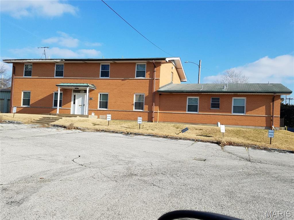 1318 Leroy Property Photo 1
