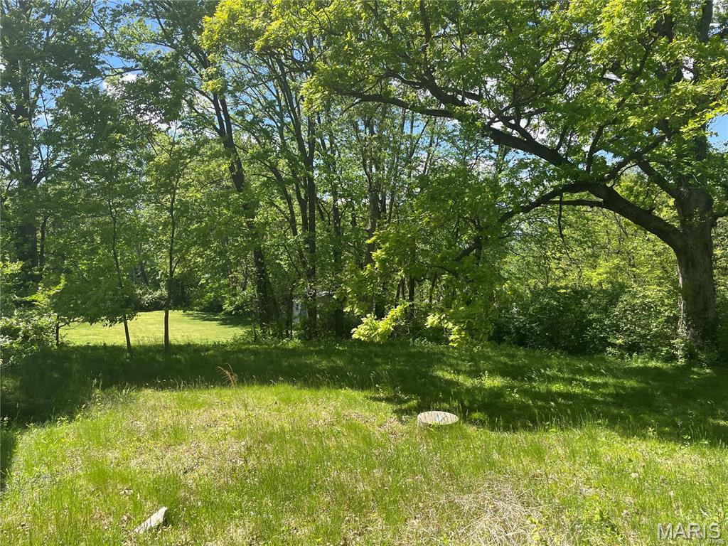1925 W Woodbine Ave Property Photo 1