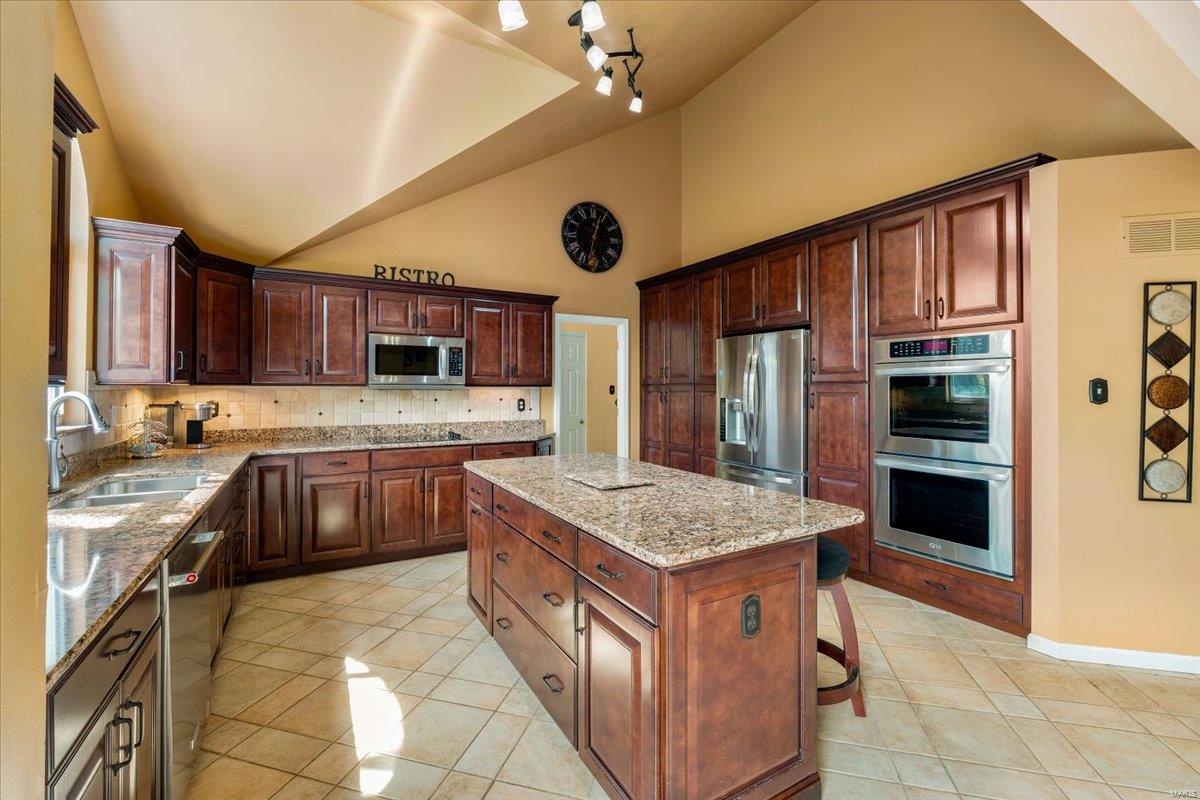 16212 Copperwood Lane Property Photo 15