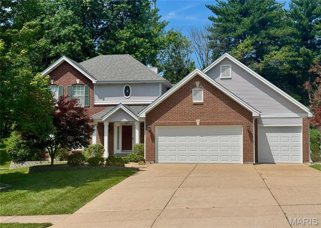 1827 Pheasant Run Drive Property Photo 1