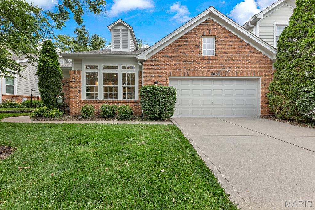 16841 Chesterfield Bluffs Circle
