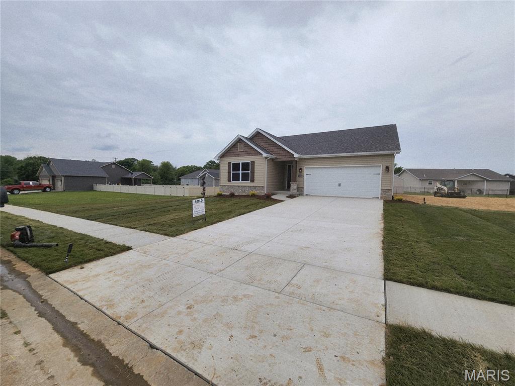 409 Acorn Way Property Photo 1