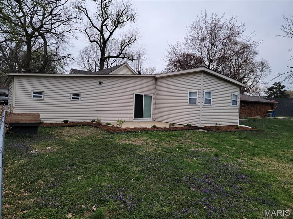 304 S Hickory Street Property Photo 3