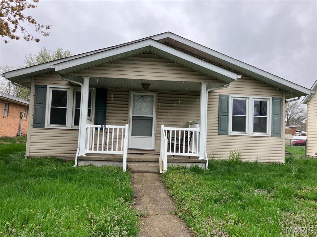 1002 E Hanover Street Property Photo 1