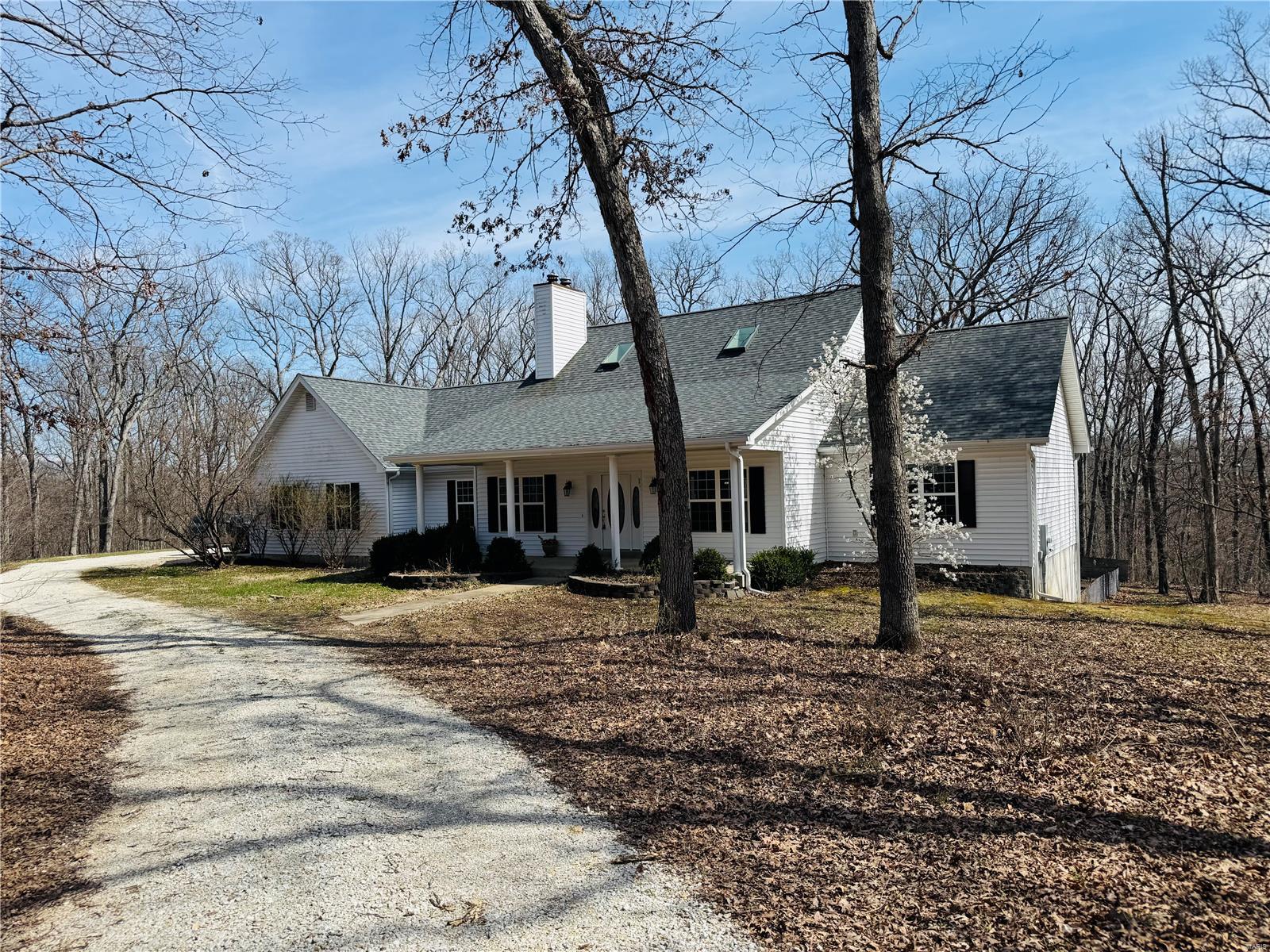 27431 Lee Court Property Photo