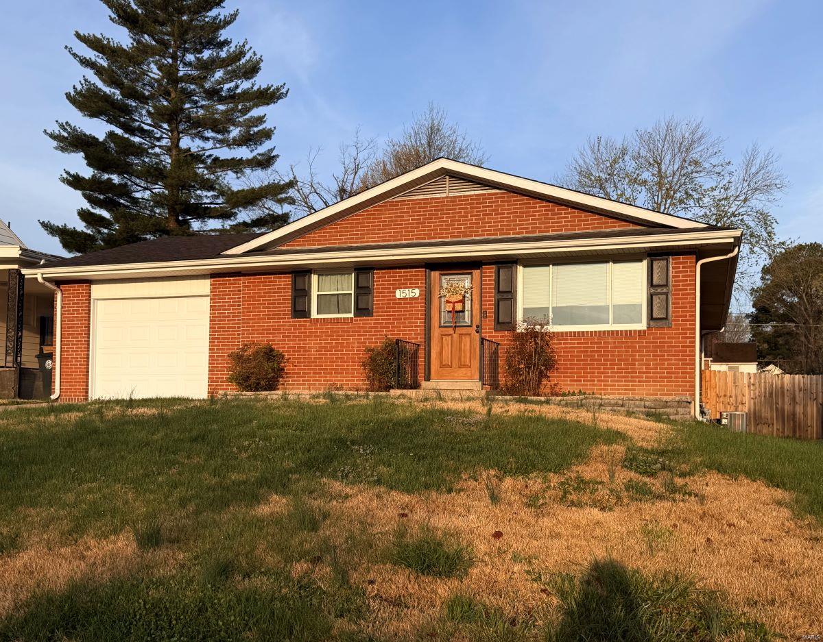 1515 N N Henderson Avenue Property Photo