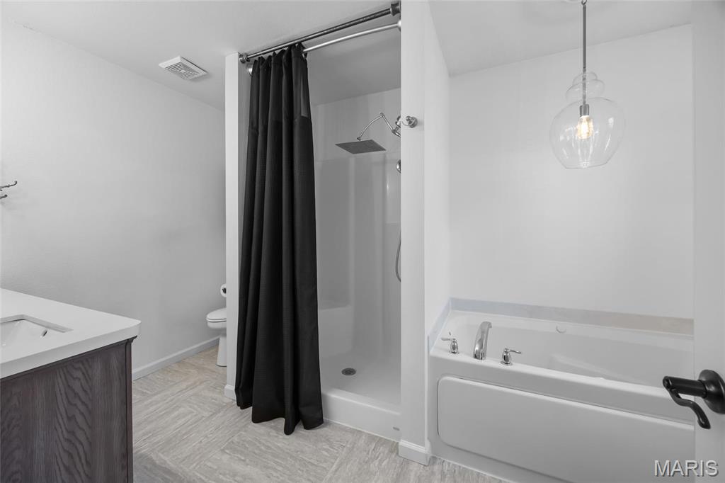 209 Hartland Court Property Photo 27