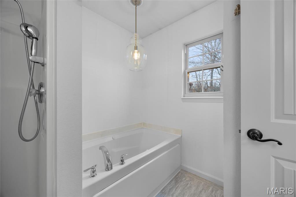 209 Hartland Court Property Photo 29