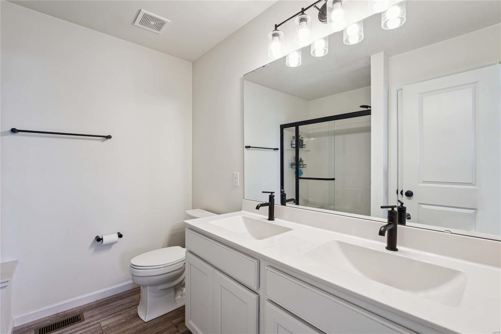 5341 Lakepath Way Property Photo 18