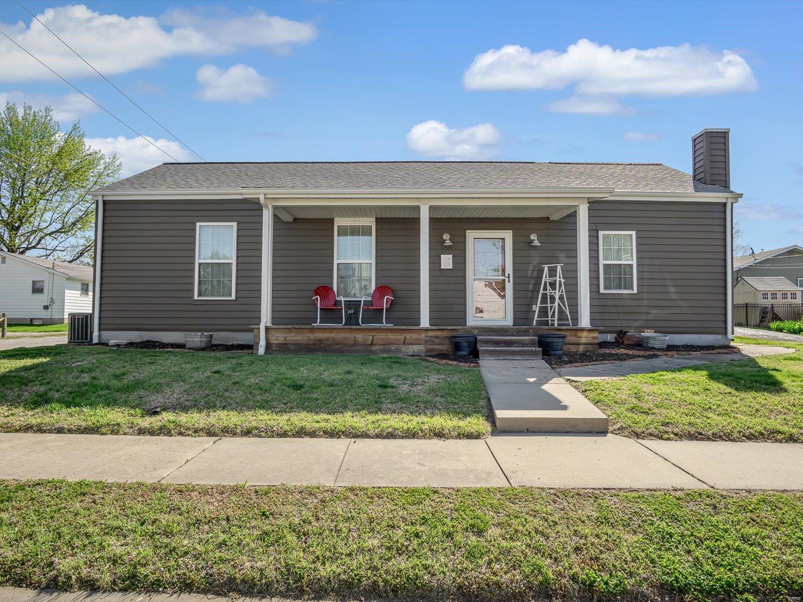 216 N Church Street Property Photo
